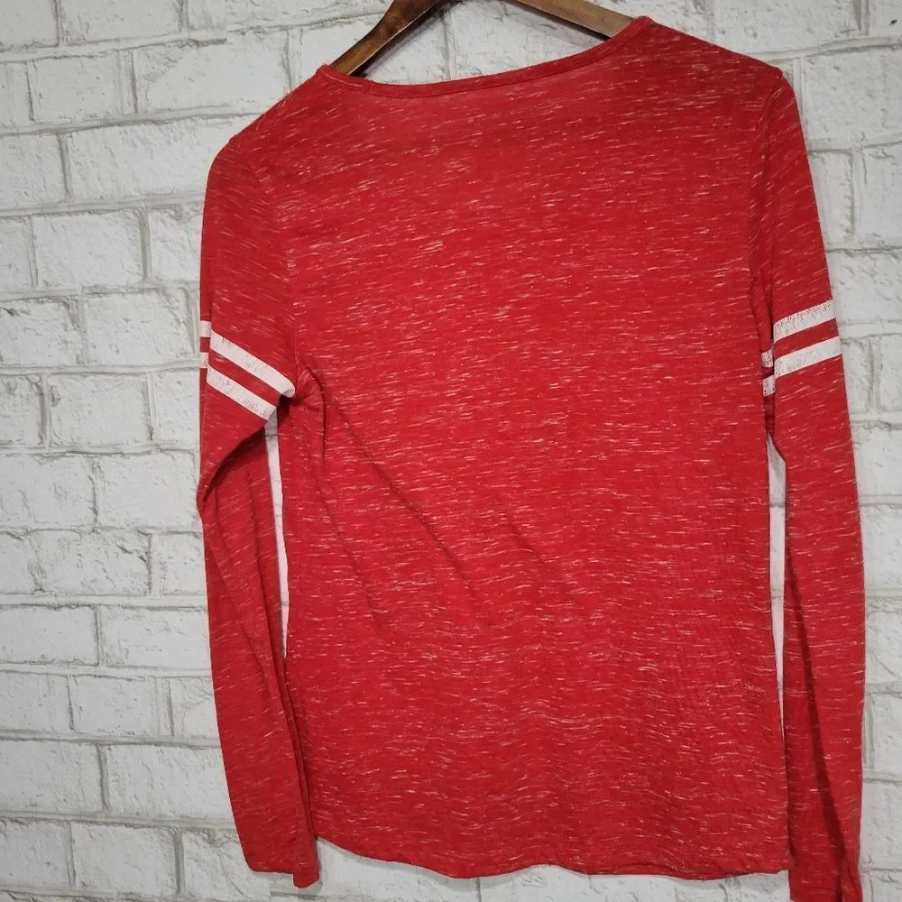 Campus Heritage WI Badgers long sleeve tee - Picture 12 of 13